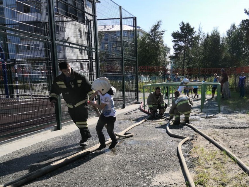 День безопасности в детском оздоровительном лагере Радужного День безопасности в детском оздоровительном лагере Радужного