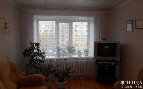 Продается 3-комнатная квартира по адресу 7мкр, д. 4, 3 этаж. Продается 3-комнатная квартира по адресу 7мкр, д. 4, 3 этаж.