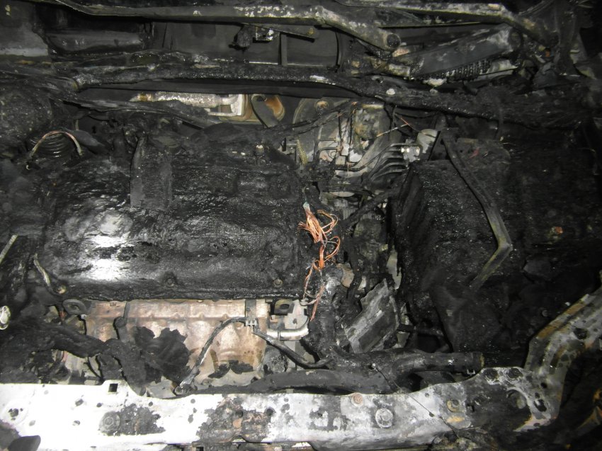 Пожар в автомобиле 22 марта 2018 года.